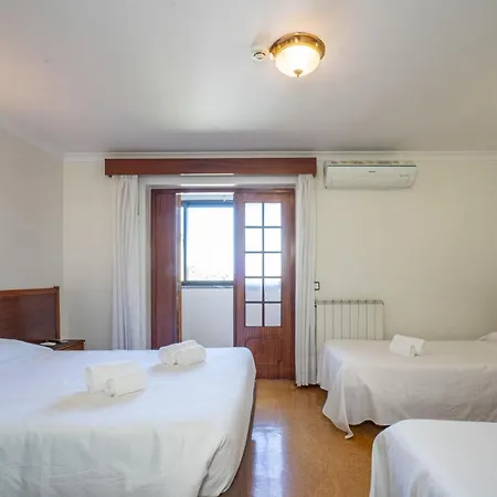 Santa Barbara By Umbral 3* Fátima